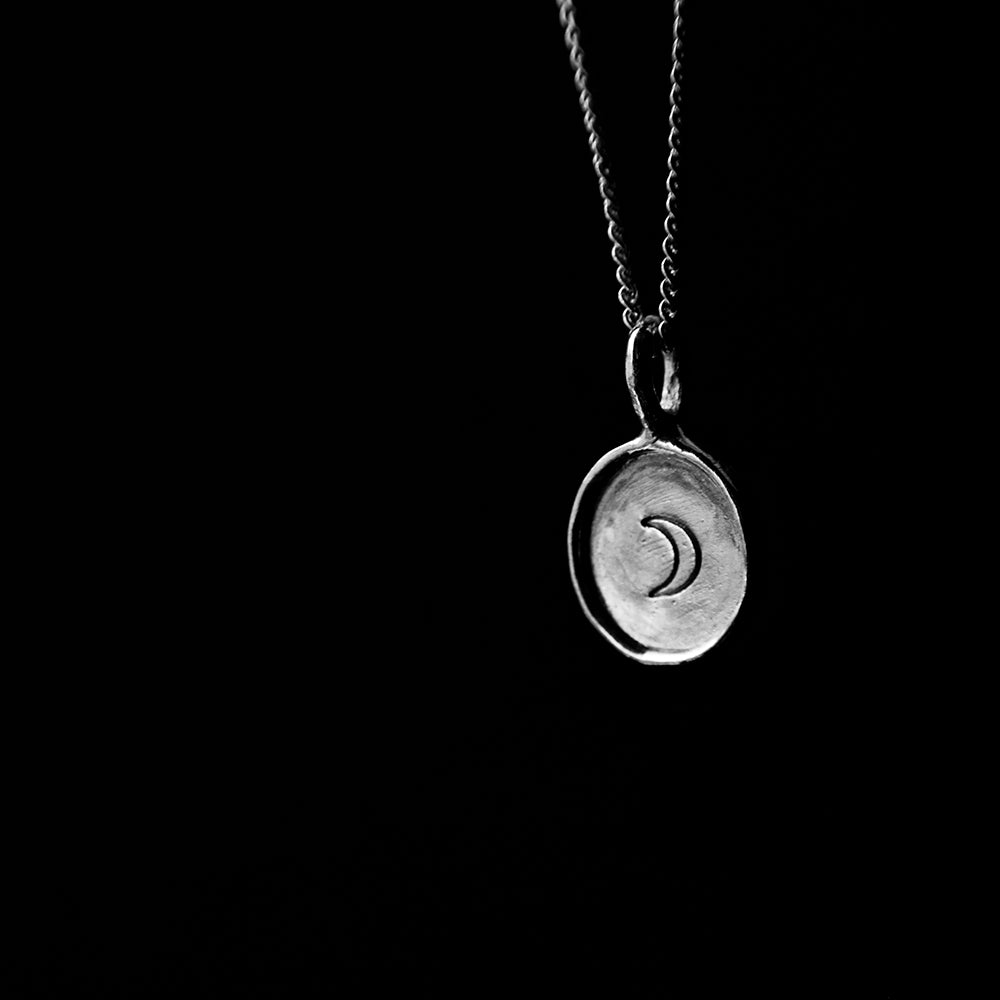 Vapaa Letter / Symbol Necklace Bronze or Silver