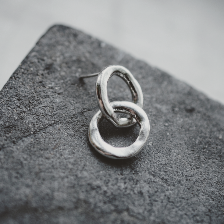 Ystävä Earring in Silver